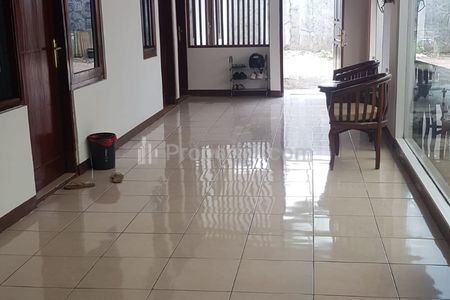 Rumah Dijual Sangat dekat Patung Pancoran Jakarta Selatan