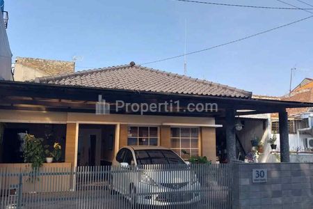 Jual Rumah Strategis Dekat SMA 8 Buah Batu Bandung