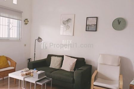 Rumah Dijual di Perumahan Griya Azzahra, Serua Indah, Ciputat, Tangerang Selatan, Dekat Stasiun Sudimara
