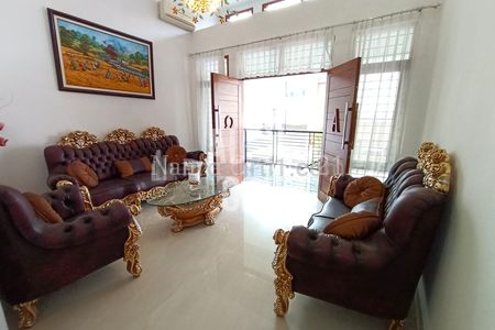 Dijual Rumah Mewah di Pal Merah Jakarta Barat