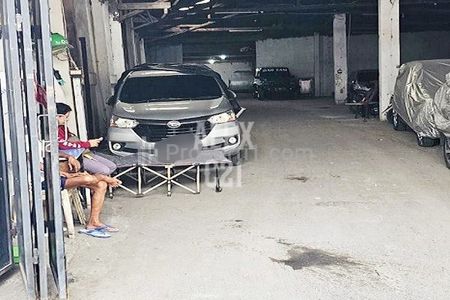 Dijual Gudang Pinggir Jalan di Penggilingan Cakung Jakarta Timur