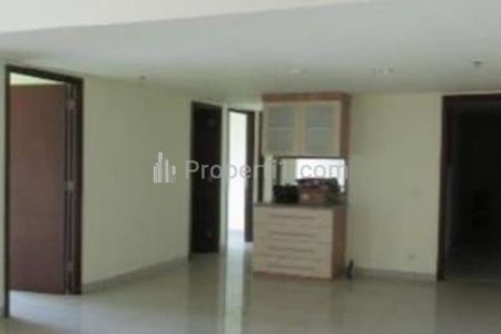 Jual Apartemen Sherwood Residence 3 BR Kelapa Gading Luas 141 m² (Ayda Bank)