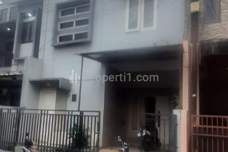 Dijual Rumah Second Dekat Stasiun di Jagakarsa Jakarta Selatan