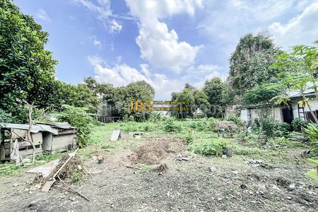 Dijual Tanah Hook Jalan Brig. Jend. Zein Hamid (Simpang Jl. Berlian Sari) Medan