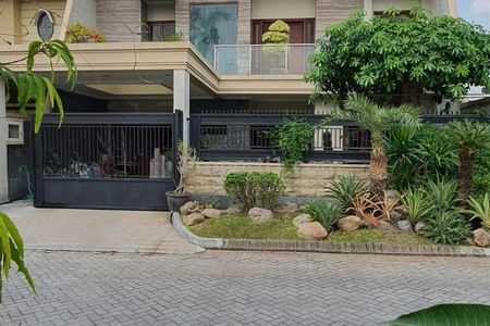 Jual Cepat Rumah Cantik Surabaya Barat Dian Istana Siap Huni Strategis