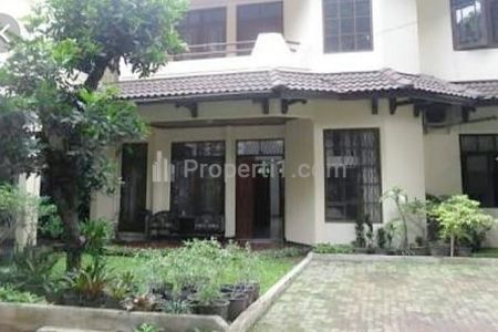 Dijual Rumah Asri Dalam Kompleks, di Jl. Andara Raya, Cilandak, Jakarta Selatan