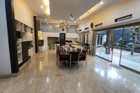 Dijual Rumah Paramount Hill Gading Serpong Tangerang