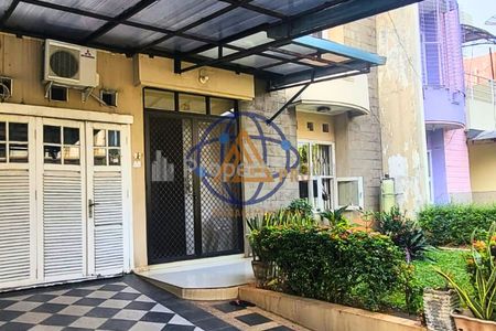 For Sale Rumah Jl. Taman Bougenvile Lippo Cikarang, Cikarang Selatan, Bekasi - 5 BR Semi Furnished