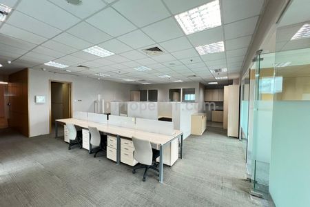 Disewakan Ruang Kantor di Lippo Kuningan Jakarta Selatan, Luas 287sqm Furnished Condition