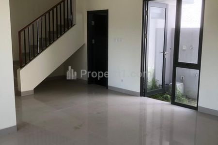 Turun Harga 350 Juta Dijual Rumah Brand New Cluster Baroni Gading Serpong Tangerang
