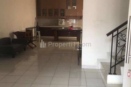 Dijual Rumah Dibawah Harga Pasaran Cluster Lavender Gading Serpong Siap Huni