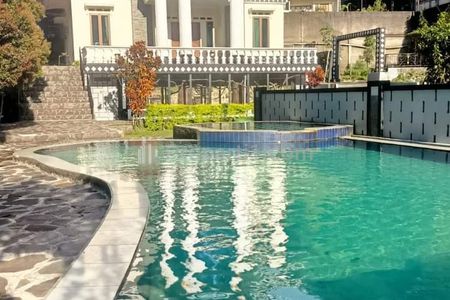 Jual Villa Modern dengan View yang Sangat Bagus di Puncak Bogor