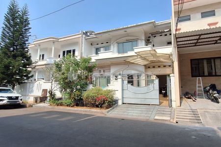 Jual Rumah Mewah di Komplek Paradise Timur Raya Jakarta Utara