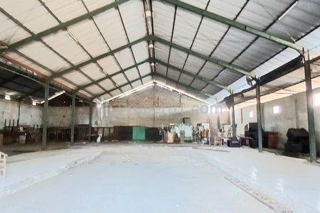 Dijual Gudang 1820 m2 Area Batubulan Sukawati Gianyar Bali