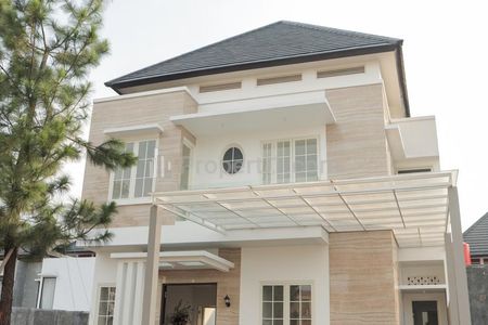 Dikontrakan Full Furnished Rumah Mewah 2 Lantai BSB Terrace Dekat BCA, Up Town Mall, Unika - Semarang