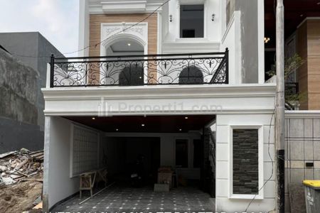 Jual Rumah Tipe American Classic Modern 3,5 Lantai + Rooftop Dalam Cluster Pinggir Jalan Jagakarsa, Jakarta Selatan