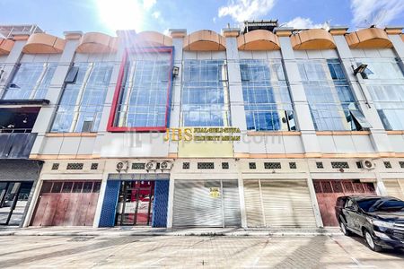 Dijual Ruko 3 Tingkat Siap Huni di Komplek Yang Lim Plaza Medan