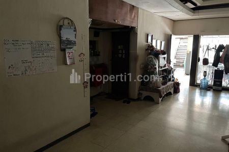 Jual Murah dan Cepat Rumah Strategis di Sentiong Jakarta Pusat