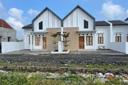 Jual Rumah Murah Modern di Kudu Kawasan Solo Baru 1,5 Km ke RS Dr. Oen Solo Baru