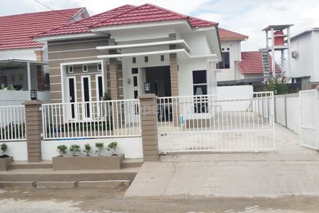 Rumah Dijual di Bunyamin Residence Kota Banjarmasin Dekat Duta Mall Banjarmasin, Dekat RS Ciputra Mitra Hospital, Pasar Pal 7 Banjarmasin