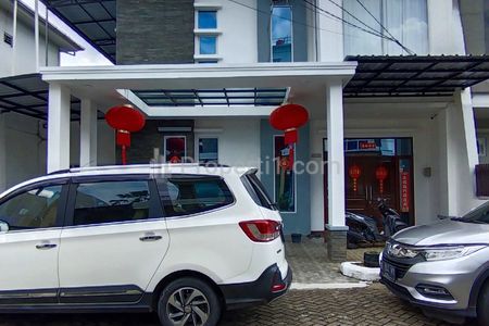 Dijual Rumah Grand Mitra Perdana di Lokasi Perdana Pontianak, Lokasi Strategis , Komplek Satu Gerbang, Post Security 24 Jam, CCTV Komplek