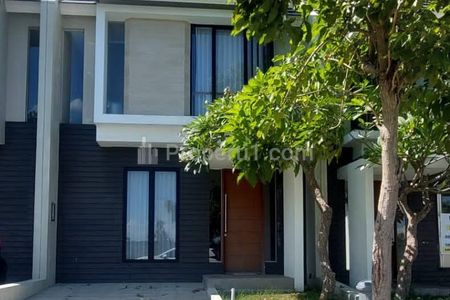 Rumah Disewakan di Northwest Lake Citraland Surabaya Barat