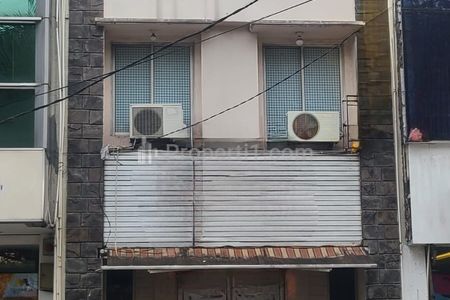 Dijual Ruko Sebrang Mall Cinere Depok - Luas Tanah 100 m2
