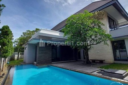 Jual Rumah Mewah Dekat Senopati SCBD, Depan Taman, Pool di Kebayoran Baru Jakarta Selatan