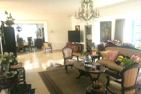 Dijual Rumah di Jalan Wijaya Kebayoran Baru Jakarta