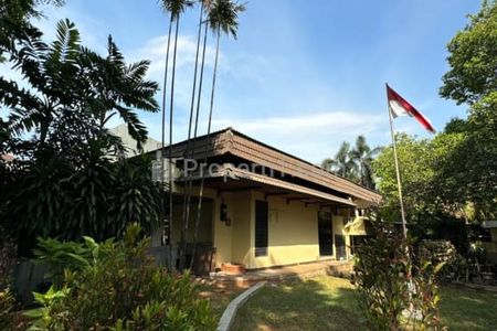 Jual Rumah di Taman Pakubuwono Kebayoran Baru, Dekat Sudirman, Plaza Senayan, Jakarta Selatan