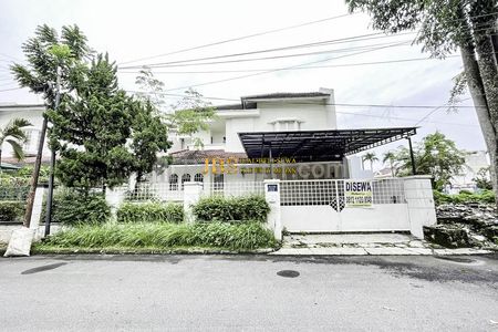 Disewakan Rumah 2 Tingkat Siap Huni di Komplek Taman Malibu Indah  Jalan D.C Mahakam - Medan