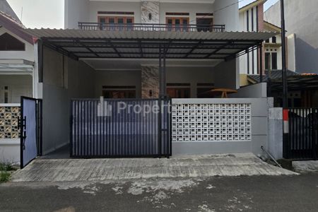 Tampak Depan