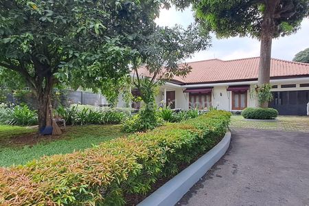 Sewa Rumah Asri Besar Mewah di Kemang, Dekat Ampera, Dekat Raya Buncit, Pasar Minggu, Jakarta Selatan