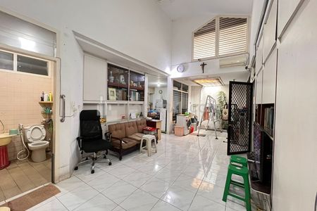 Dijual CEPAT Rumah 1 Lantai di Taman Kedoya Baru Residence, Kebon Jeruk, Jakarta Barat