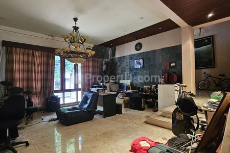 Jual 2 Unit Rumah Bersebelahan di Panglima Polim, Dekat Blok M, Melawai, Darmawangsa, Kebayoran Baru, Jakarta Selatan
