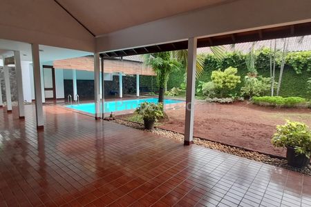 Sewa Rumah Besar Asri Mewah Murah di Kemang, Dekat Ampera, TB Simatupang, Raya Buncit, Pejaten, Kec Pasar Minggu, Jakarta Selatan