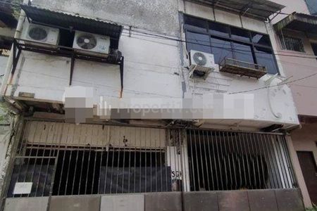 Jual Rumah 3 Lantai di Jalan Jembatan Gambang Jakarta Utara