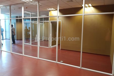 Dijual Ruang Kantor di Lantai 23 The Manhattan Square