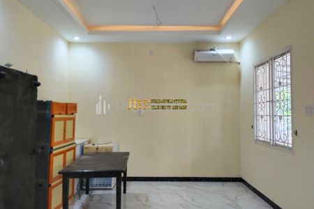 Jual Rumah 2.5 Tingkat Siap Huni di Komplek Citra Garden Medan Cluster Mansion Garden