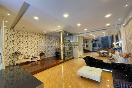Jual Rumah Siap Huni Lux di Komplek Jati Residence (Row Boulevard) - Medan