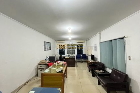 Dijual Paling Murah!! Lokasi Super Premium Rumah Siap Huni di Jalan Patimura/Jl. S. Parman - Medan