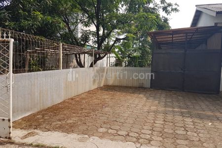 Dijual Ruko Karadenan Bonus Rumah Siap Huni Depan Jln Raya Pomad – Karadenan Cibinong Bogor