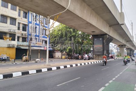 Dijual Rumah Strategis Harga di Bawah NJOP di Gandaria Utara, Kebayoran Baru, Jakarta Selatan