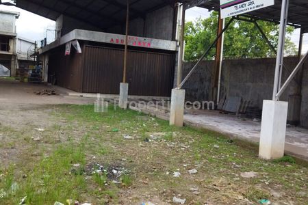 Disewakan Tanah dan Gudang Ex Workshop di Narogong Raya Bekasi
