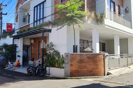 Dijual Rumah Mewah dan Kost Exclusive Full Furnish di Jl. Kaliurang Km 7 Sleman Yogyakarta