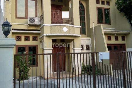 Sewa Rumah Murah Area Lebak Bulus, Bisa Buat Kantor, Dekat TB Simatupang, Raya Antasari, Cilandak, Jakarta Selatan