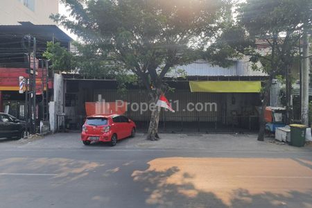 Disewakan Tempat Usaha Strategis Hadap Jalan MERR Rungkut, Surabaya - Ideal untuk Bisnis Anda
