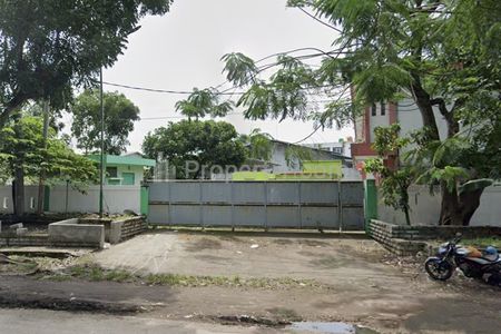 Jual Pabrik Sangat Strategis di Jalan Raya Bandung Cianjur