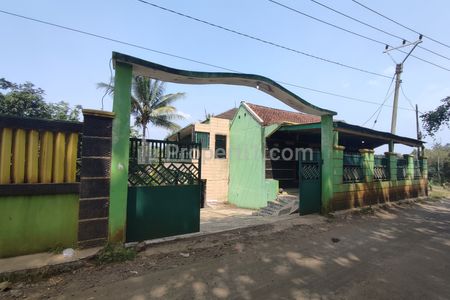 Dijual Villa Dekat Tempat Wisata di Cianjur Jawa Barat