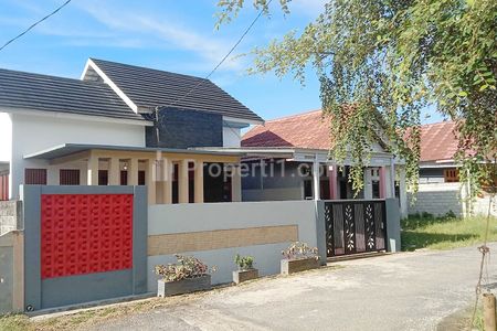 Rumah Dijual di Komplek Graha Kartika Eka Paksi Tabalong Kalimantan Selatan Dekat RSUD H. Baharuddin Kasim Tabalong, Pasar Plambon